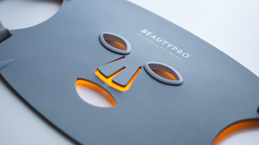 Embracing the Glow: The Skin-Boosting Benefits of Yellow LED Light Therapy