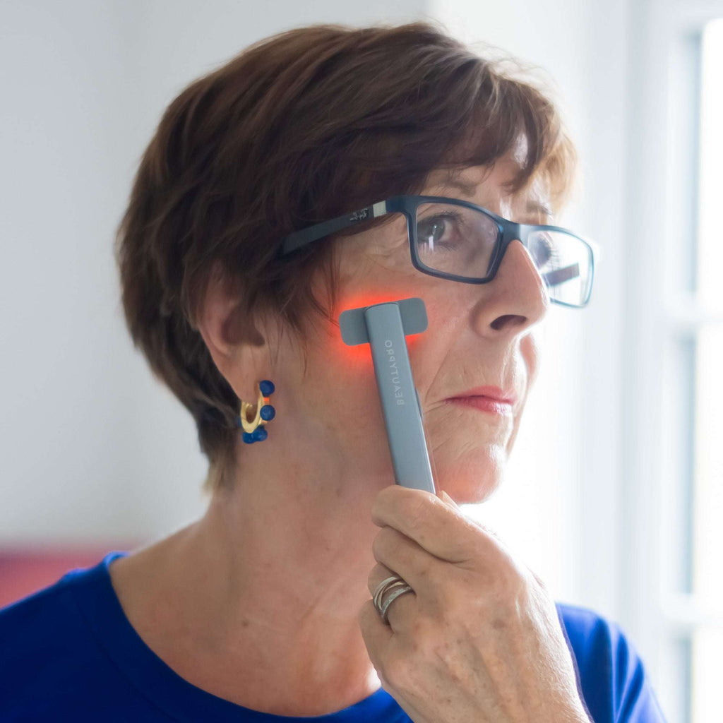 LED Wand - 5 in 1 Anti-Ageing Device - Travel Exclusive